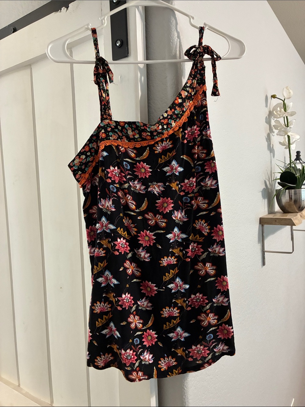 NWT !Solitaire Black Floral Tie-Shoulder Tank with Pink & Orange Flowers